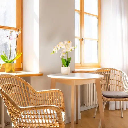 Guest Favorite Old Town Perfect Location Апартаменты