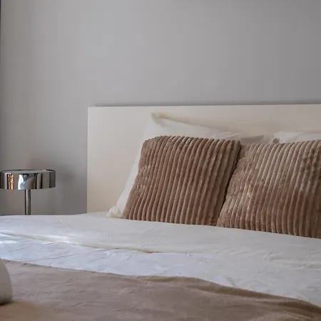 아파트 Guest Favorite Old Town Perfect Location *